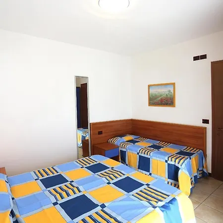 Quercia Lido Altanea Apartment Caorle Exterior photo